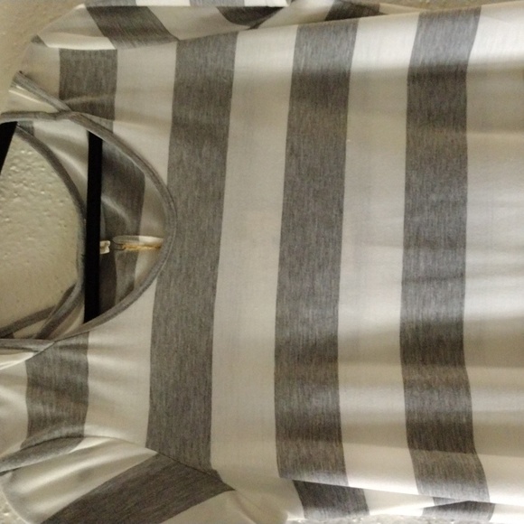 Easel dress - Picture 2 of 2